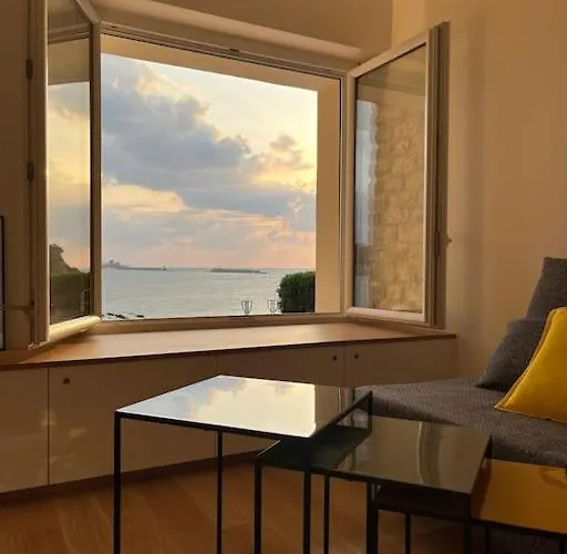 Daire T3 - Face A La